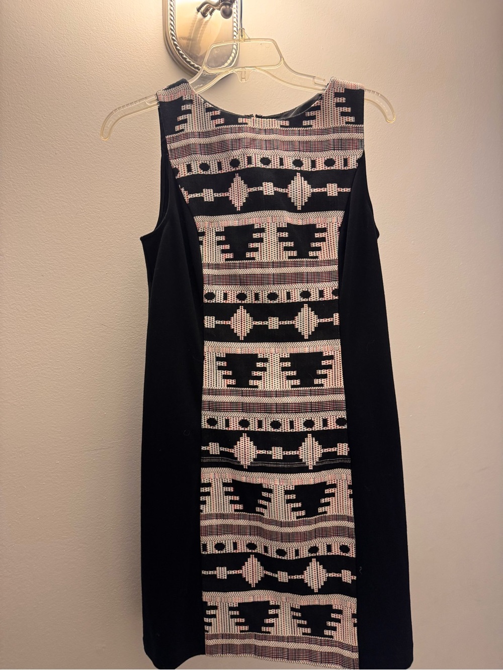 Kensie Black and White Geometric Shift Dress